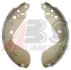 SUZUK 5320056821 Brake Shoe Set
